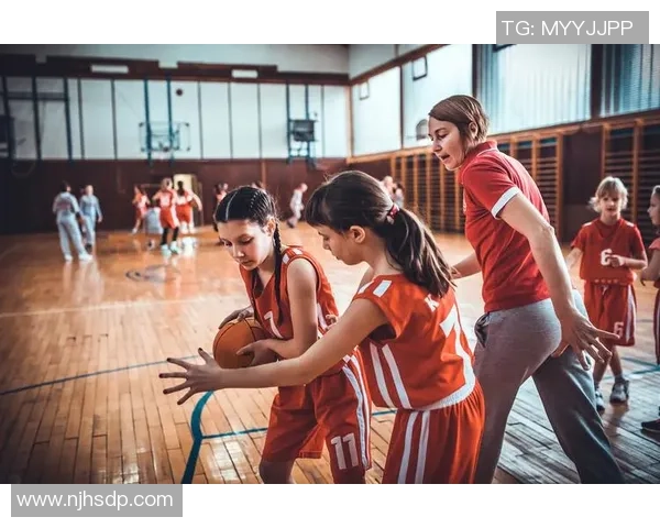 重庆篮球队引领最新篮球战术TOP10解析战术创新与团队协作的完美结合