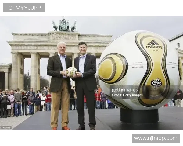 阿迪达斯足球明星有哪些知名球员及他们的成就介绍