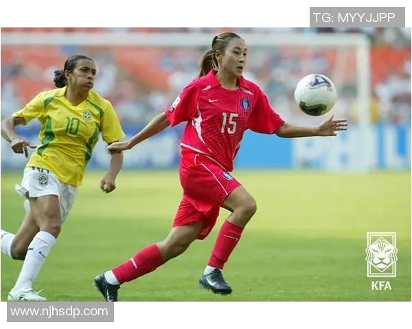 最恨韩国的足球明星女星背后的故事与情感纠葛揭秘