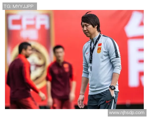 香港足球明星队黄子佼的职业生涯与成就全解析 香港足球明星队黄子佼的职业生涯与成就全解析