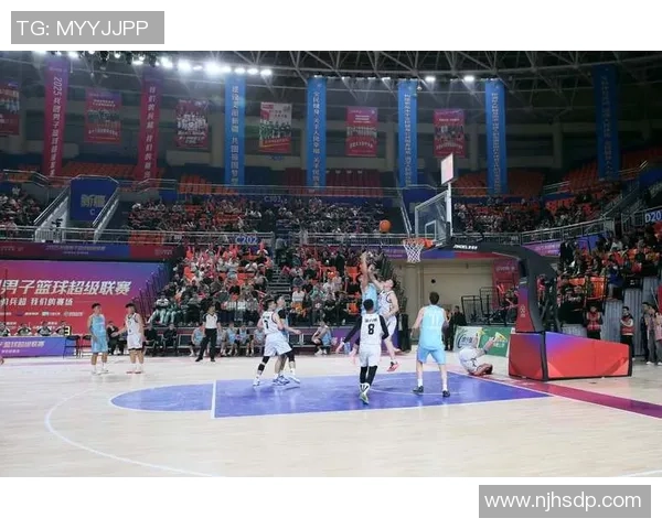 武汉篮球队荣登全国篮球配合排行榜第四名展现团队实力与默契 武汉篮球队荣登全国篮球配合排行榜第四名展现团队实力与默契