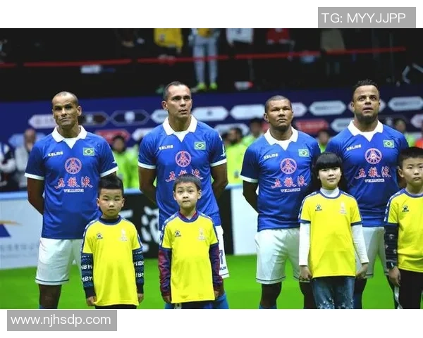 足球明星照片卡的魅力与收藏价值探讨及其对球迷文化的影响